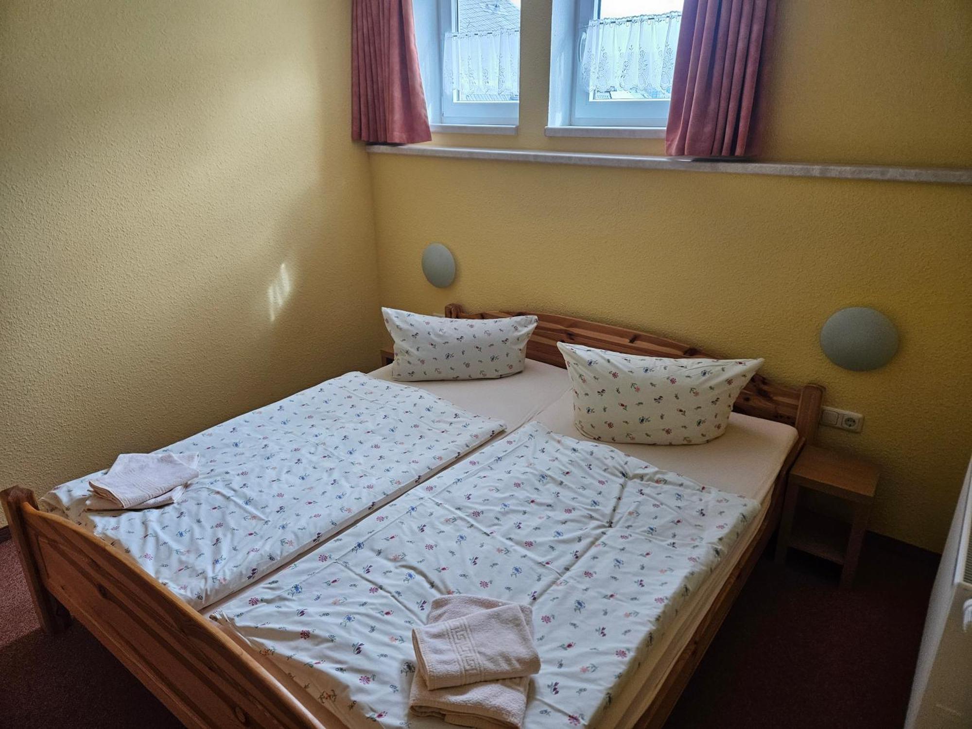 Cafe Koenig Hotel Oberwiesenthal Værelse billede